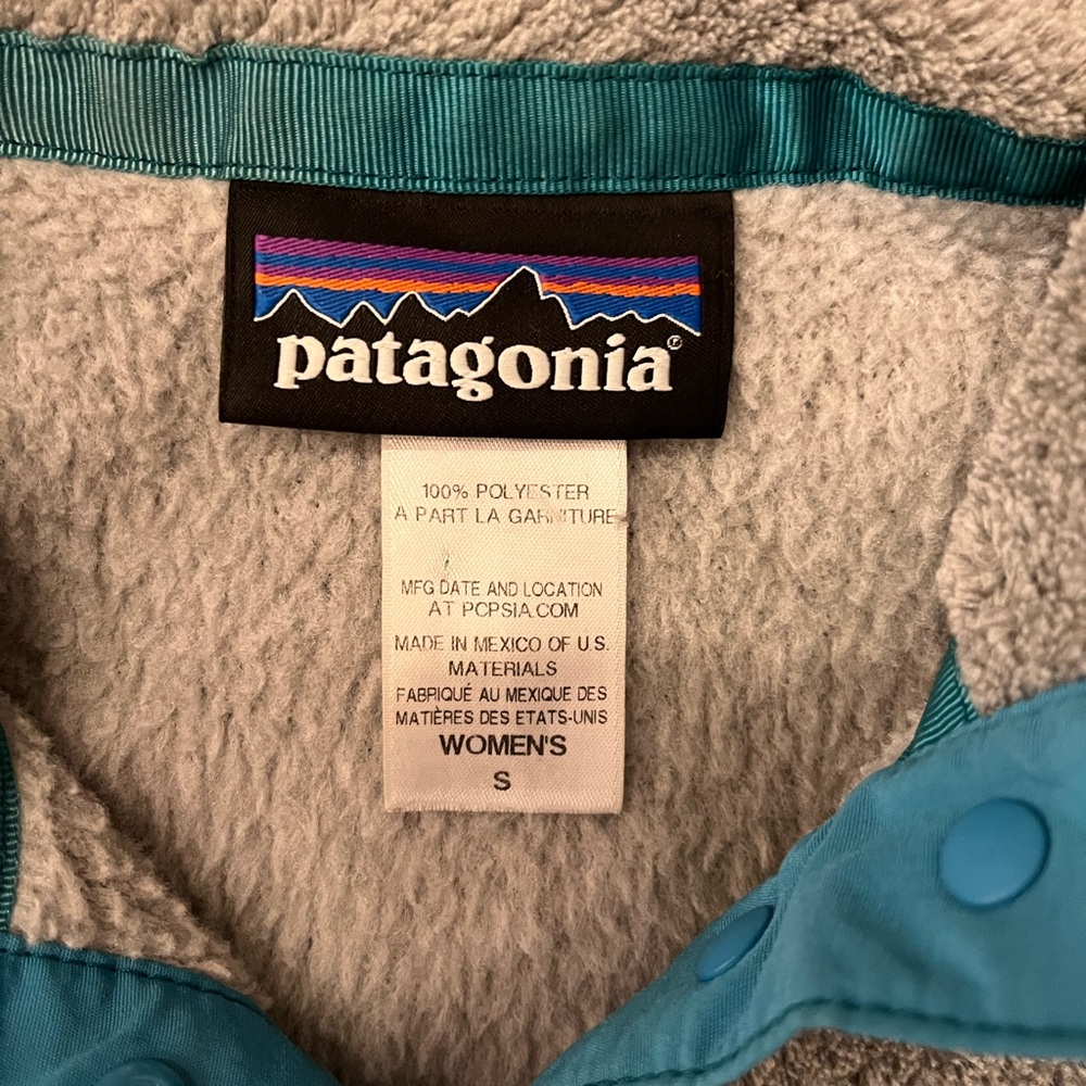 Women’s Patagonia fleece.